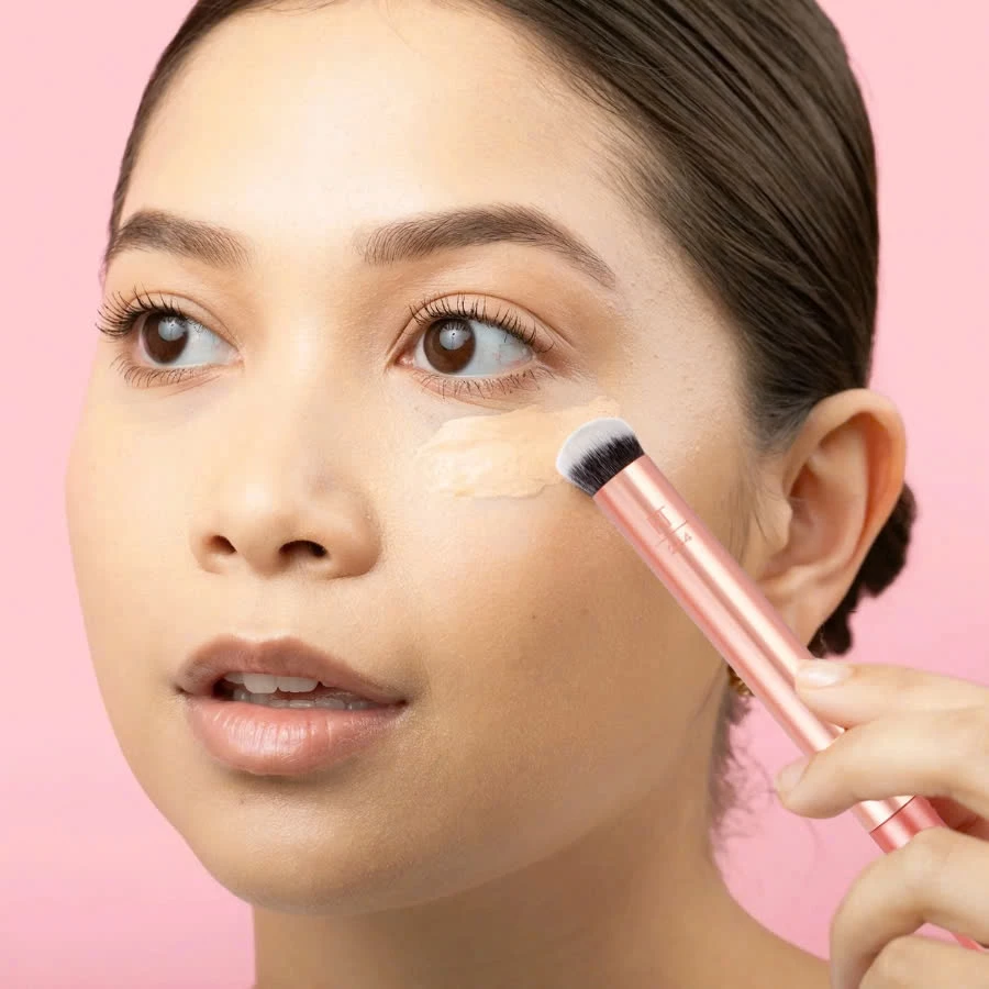 Cọ Trang Điểm Che Khuyết Điểm RT Real Techniques Expert Concealer 244 91592