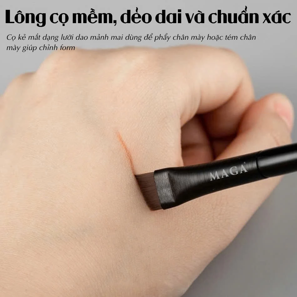 Cọ Makeup Tém Mày Kẻ Liner Phẩy Sợi Siêu Mảnh MAGA Fine Angled Eyeliner Brush MA003