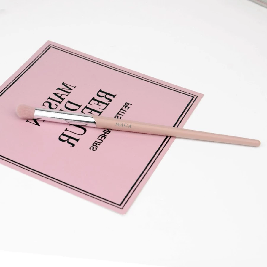 Cọ makeup khối mũi che khuyết điểm MAGA Pink Angled Shadow MA12