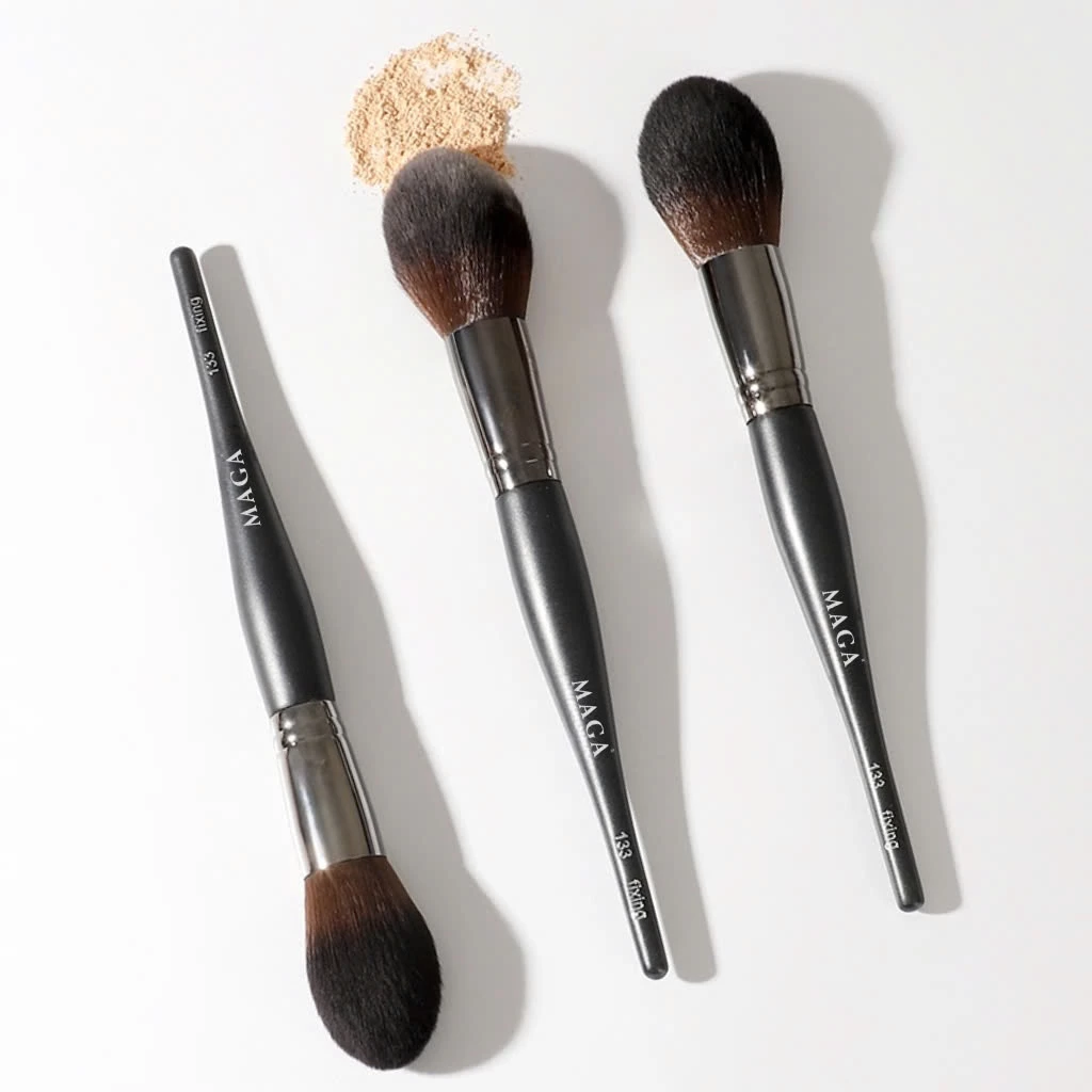 Cọ đánh phấn nén má hồng MAGA Powder and blush MA133 lông mềm bám phấn tốt