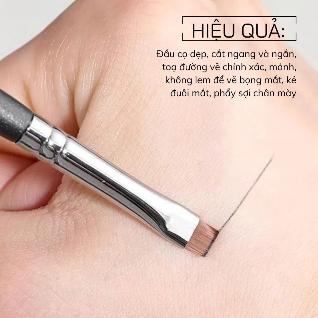 Cọ vẽ bọng mắt vẽ liner siêu dễ MAGA Eyeliner Tapered MA722