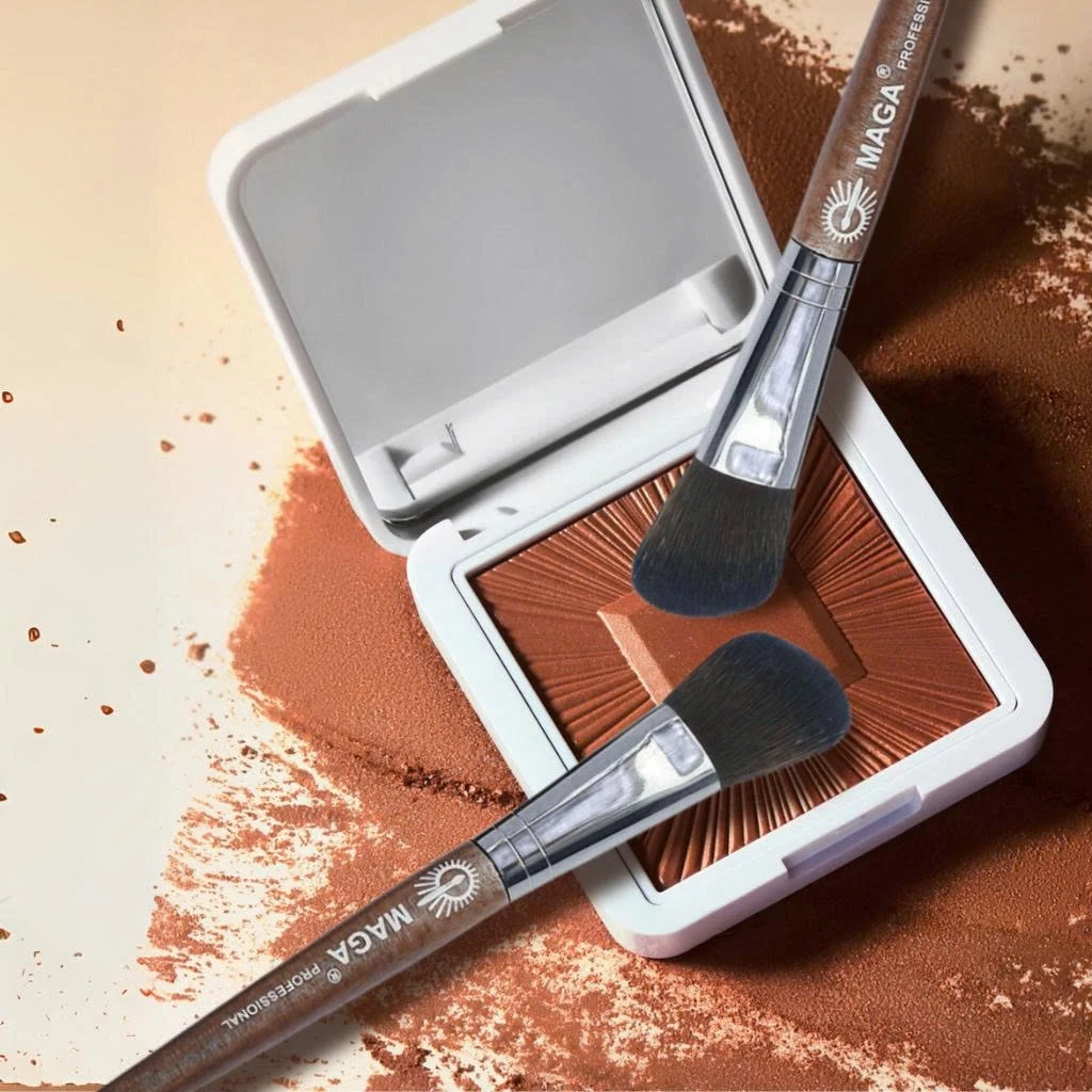 Cọ trang điểm tạo khối tán má hồng kem cao cấp MAGA Angled Contour MAK06