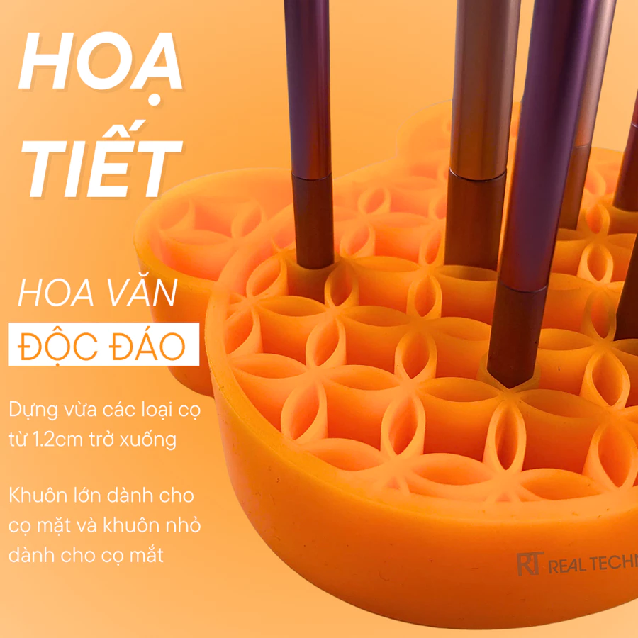 Giá Dựng Cọ Trang Điểm Và Phơi Cọ RT Real Techniques Silicone Makeup Brush Holder RTK001