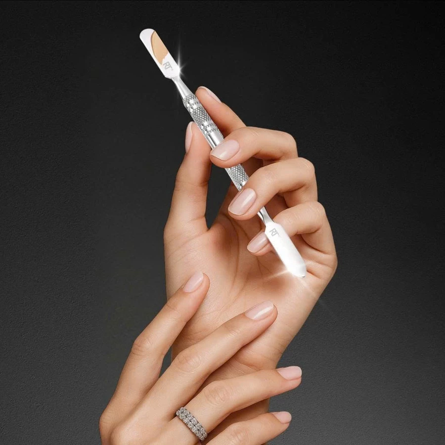 Thanh Tán Và Dàn Trãi Kem Nền RT Real Techniques Makeup Spatula RTT02