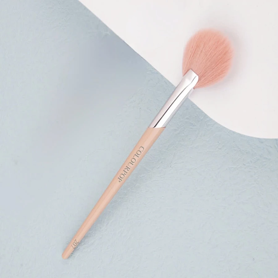 Cọ trang điểm COLOURPOP hình quạt tròn Cọ highlight tán phấn lông cọ mềm mại Fan Highlight C207