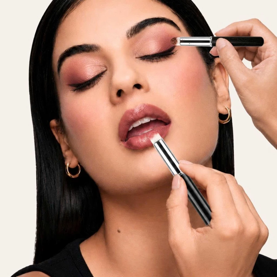 Cọ Môi Cọ Nhấn Đuôi Mắt Dạng Kem Dạng Phấn Có Nắp BH Cosmetics Eyeshadow Brush BH179