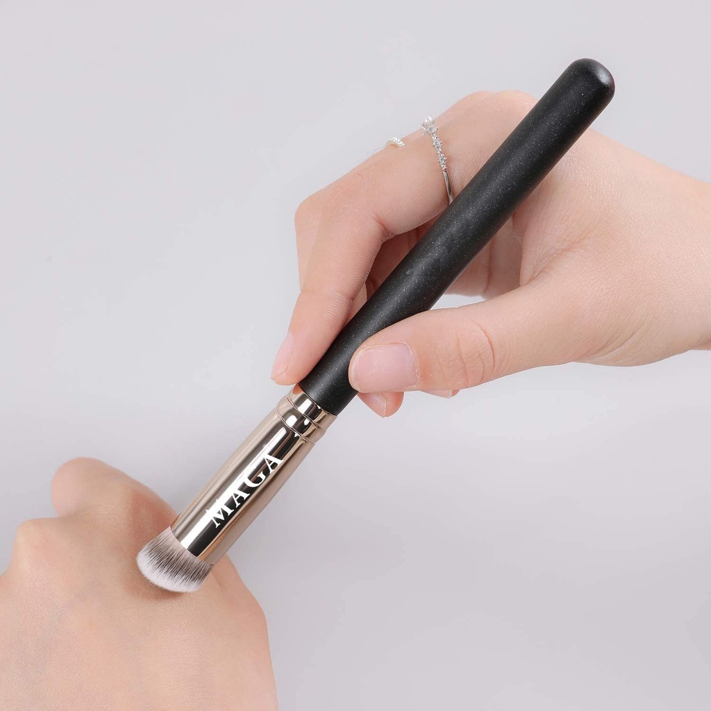 Cọ Che Khuyết Điểm Đầu Tròn MAGA Concealer Brush MA270