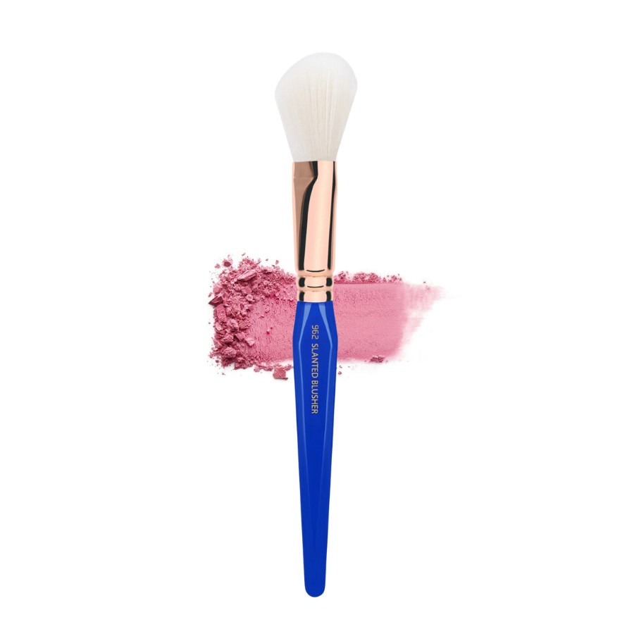 Cọ Má Hồng Bdellium Tools Golden Triangle B962 Slanted Blusher