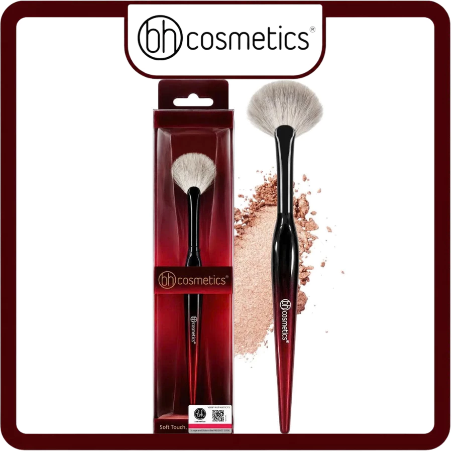 Cọ Quạt Đánh Bắt Sáng Highlight BH Cosmetics SMALL FAN BH021