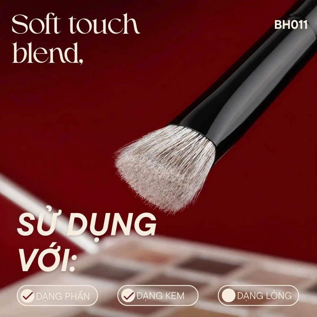 Cọ che khuyết điểm - cọ má hồng kem đầu tam giác BH Cosmetics Triangular Curved Highlighter BH011
