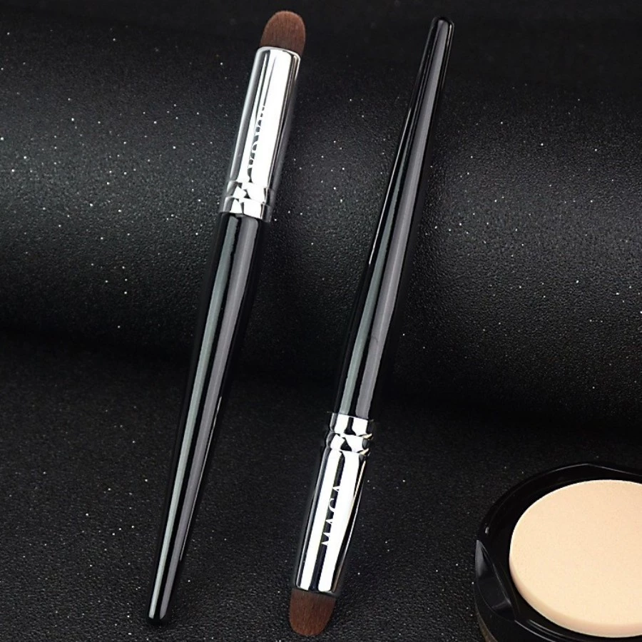 Cọ Che Khuyết Điểm Chính Hãng MAGA All Over Lip Cọ Son Môi Đầu Tròn Chuyên Nghiệp MA28