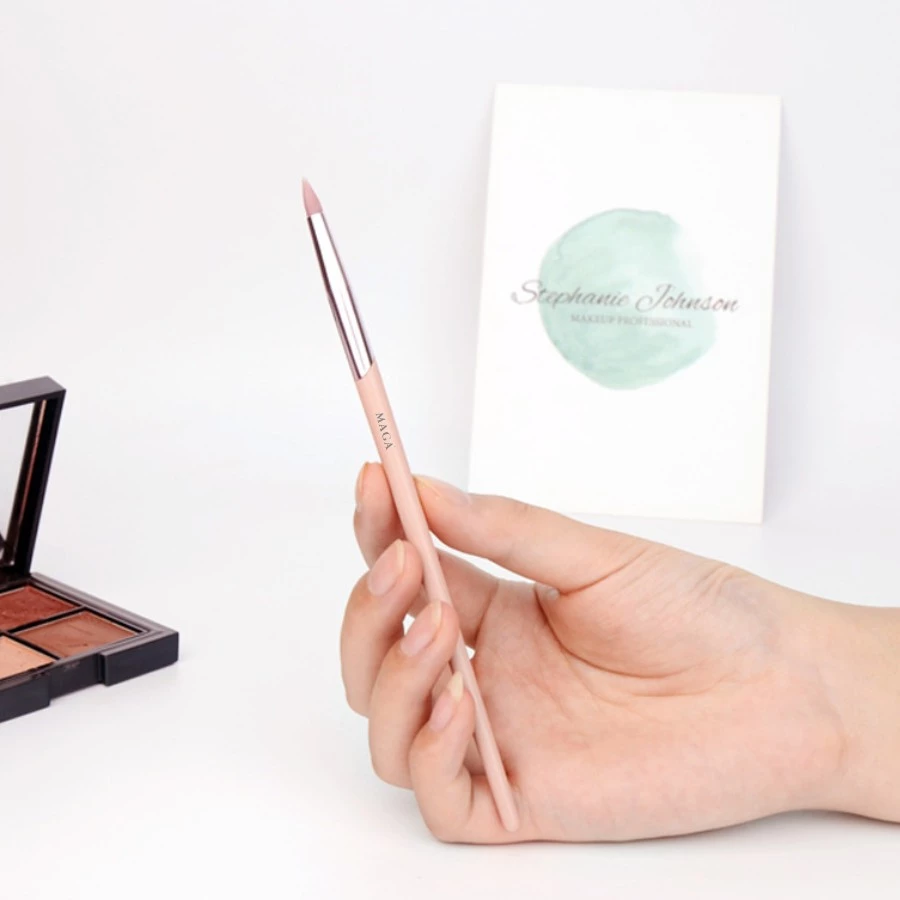 Cọ kẻ liner viền mắt môi bọng mắt mềm MAGA Eyeliner 22 (mã MA44)