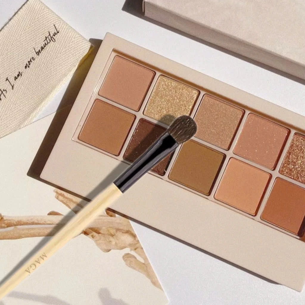 Cọ tán bầu mắt thân khó trầy MAGA Handheld Eye Shadow - cọ MAGA - cọ tán phấn mắt MA45