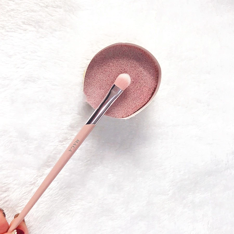 Cọ Chân Mày 2 Đầu MAGA Double Ended Eyebrow Brush MA201