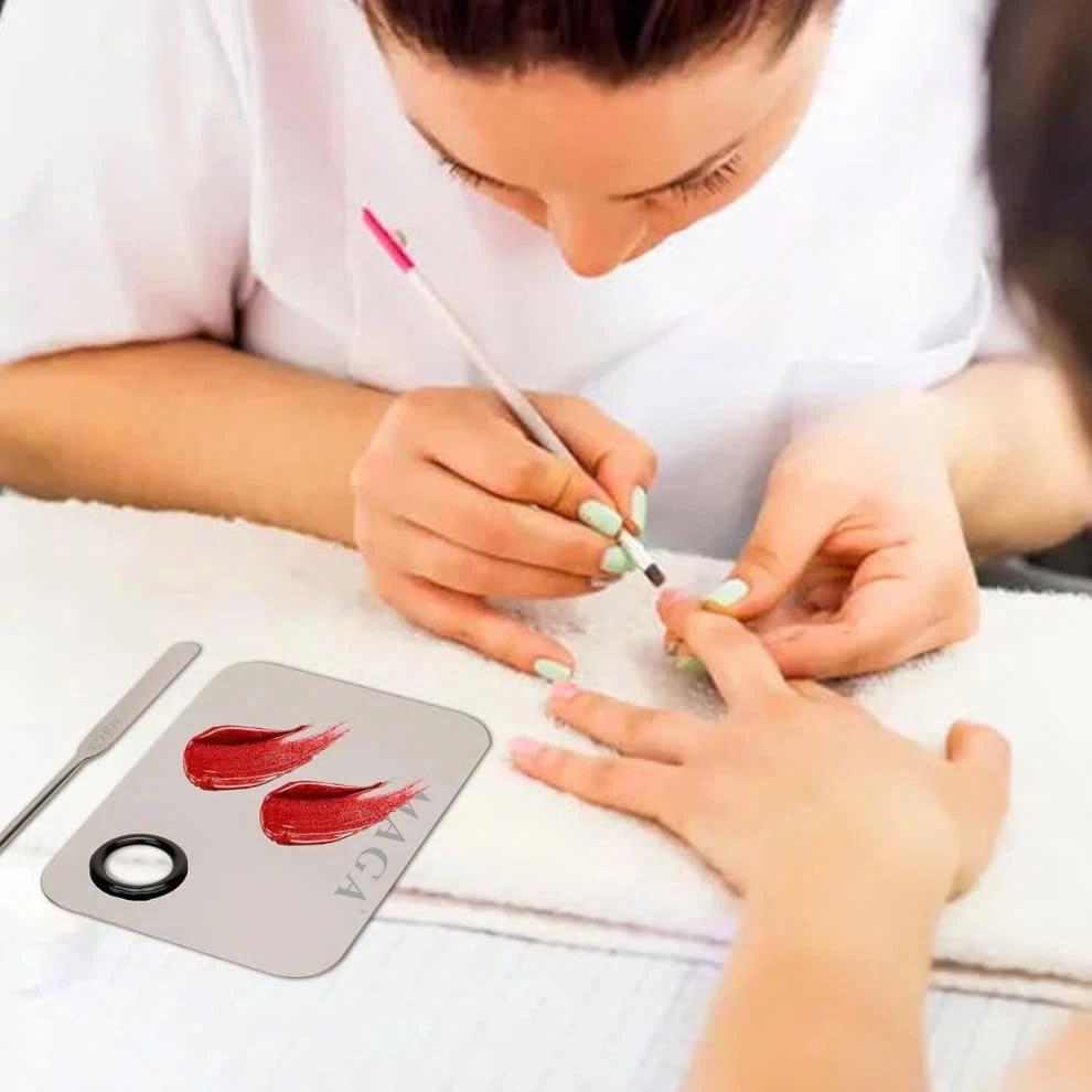 Bảng Pha Màu Son Kem Nền MAGA Makeup Mixing Palette M013