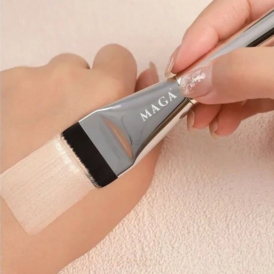 Cọ Cao Cấp MAGA Silver Foundation MA107 - Cọ Dẹt Ngắn Dàn Nền Ánh Bạc - Cọ dàn nền - Cọ đánh nền - Cọ tán kem nền