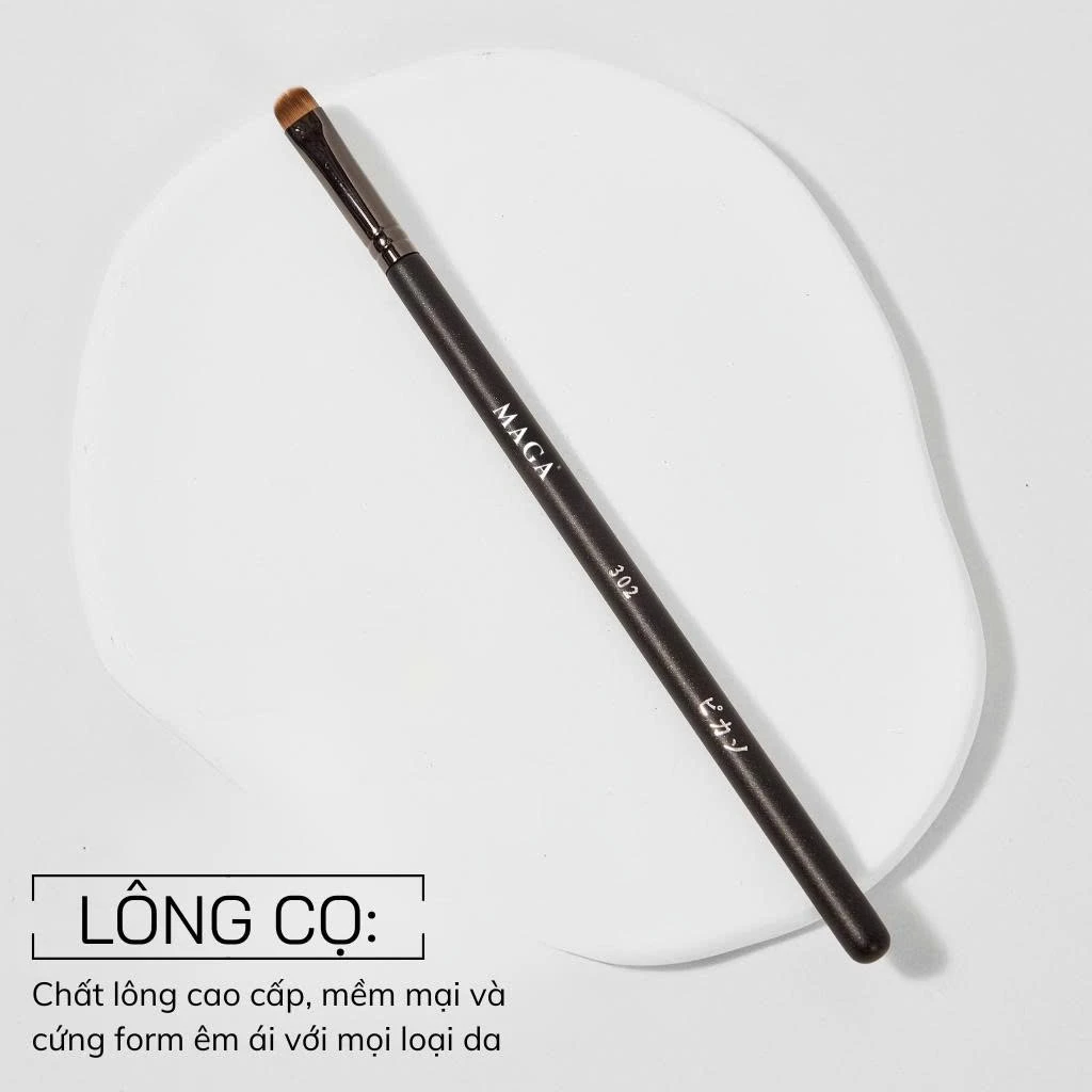 Cọ trang điểm viền mí mắt vẽ bọng mắt MAGA Eyeliner Brush MA302